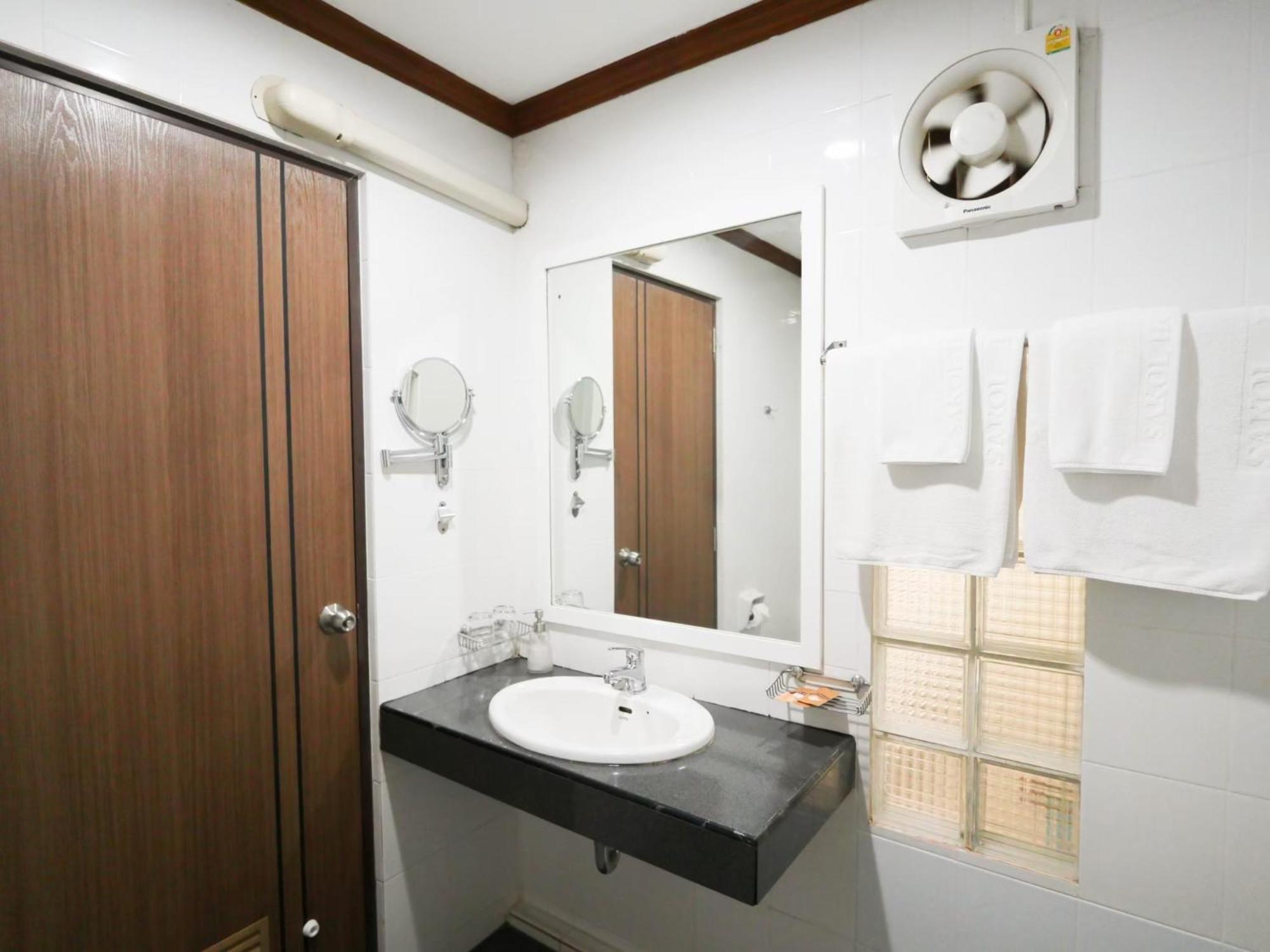 Sakol Hotel Hat Yai Buitenkant foto