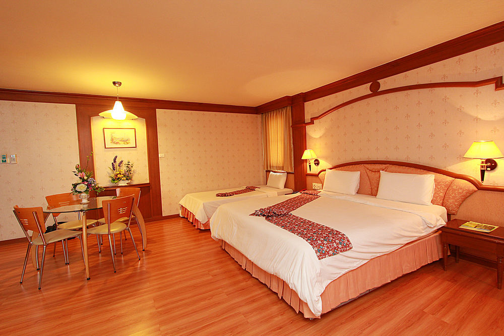 Sakol Hotel Hat Yai Buitenkant foto