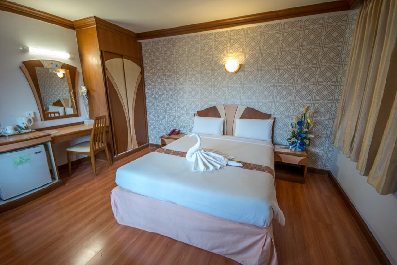 Sakol Hotel Hat Yai Buitenkant foto