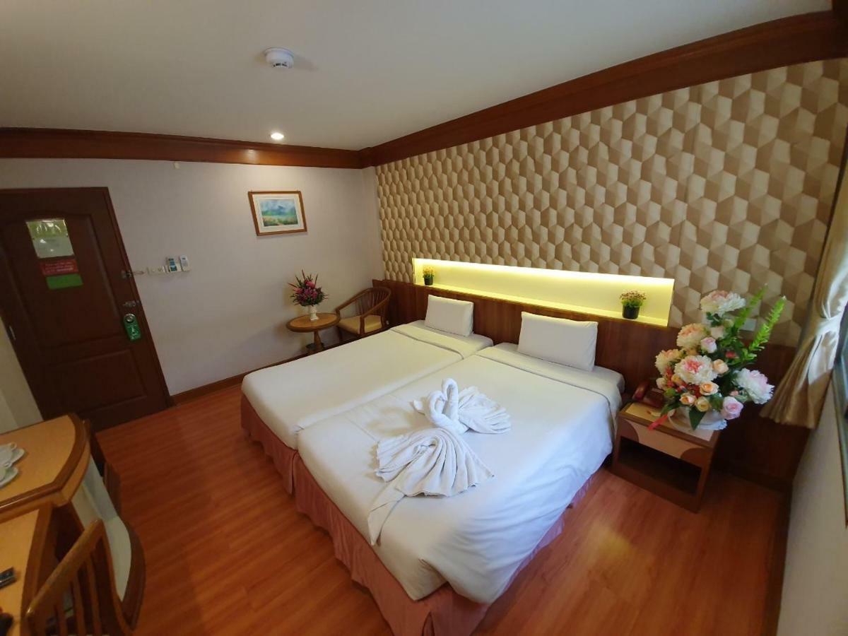 Sakol Hotel Hat Yai Buitenkant foto
